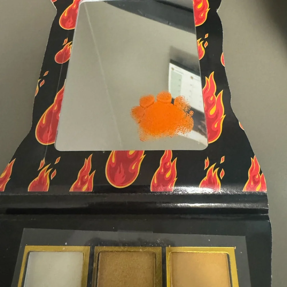 Hot Cheetos Eyeshadow Palette